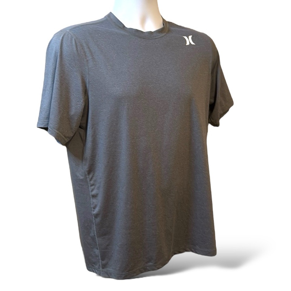HURLEY T Shirt. Size Medium